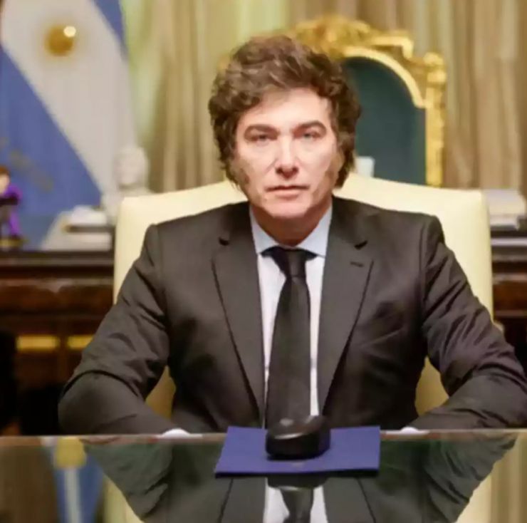 Javier Milei conformará una mesa política nacional y una mesa de diálogo federal