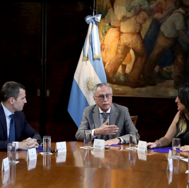 Nación adquiere tratamientos contra la atrofia muscular sin gastar de más