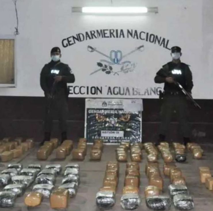 Gendarmería incautó 175 kilos de marihuana tras un enfrentamiento en la frontera