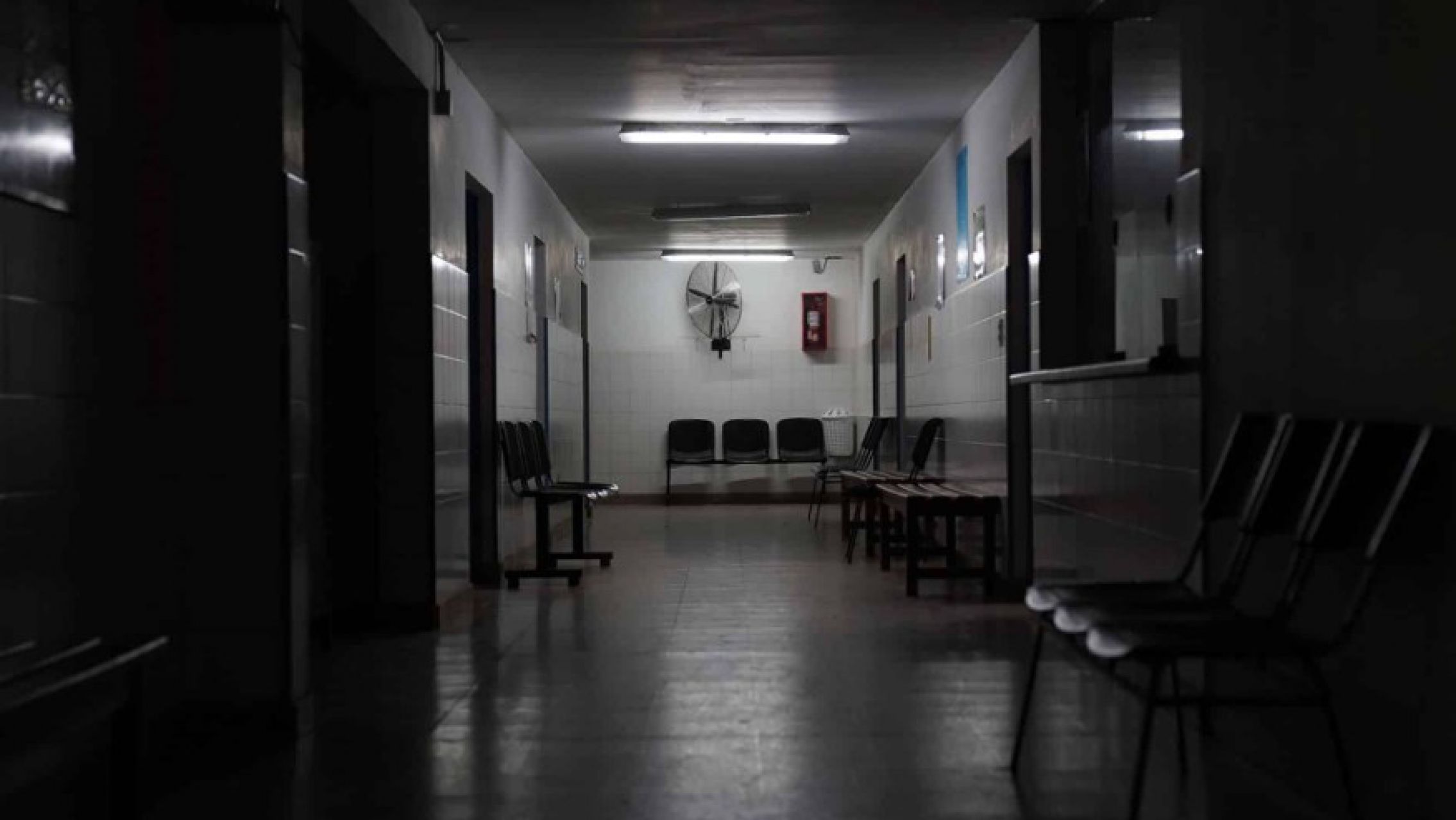 Murió un joven electrocutado mientras arreglaba una heladera