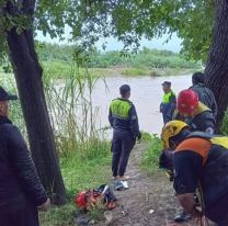 Hallaron el cuerpo del padre norteño que se arrojó al río para salvar a sus hijos