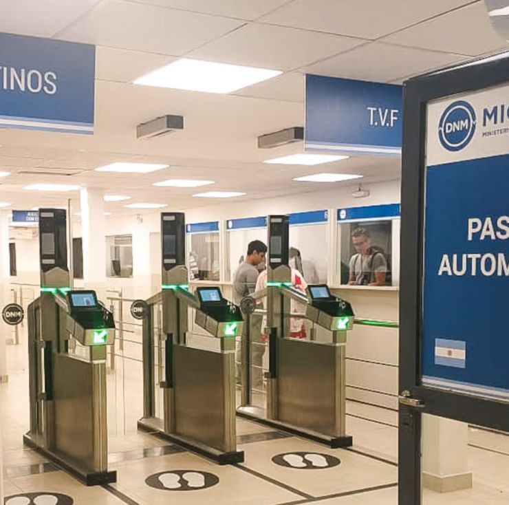 El Gobierno de Milei desplegó un operativo migratorio en Villa Celina