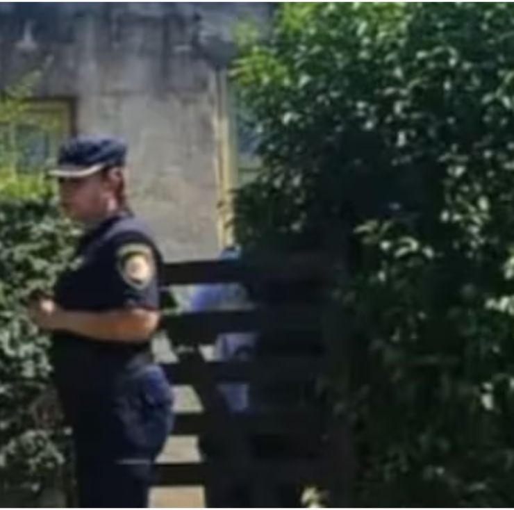 Encontraron muertos a una mujer y su pareja dentro de su casa