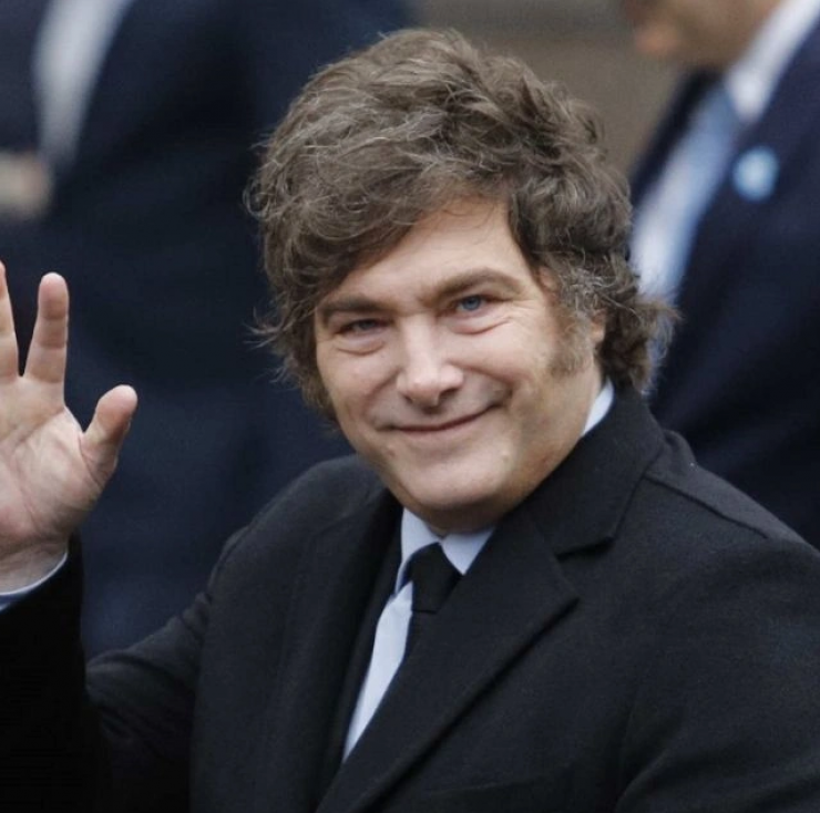 Milei lidera la intención de voto con amplia ventaja y la oposición se debilita de cara a 2027