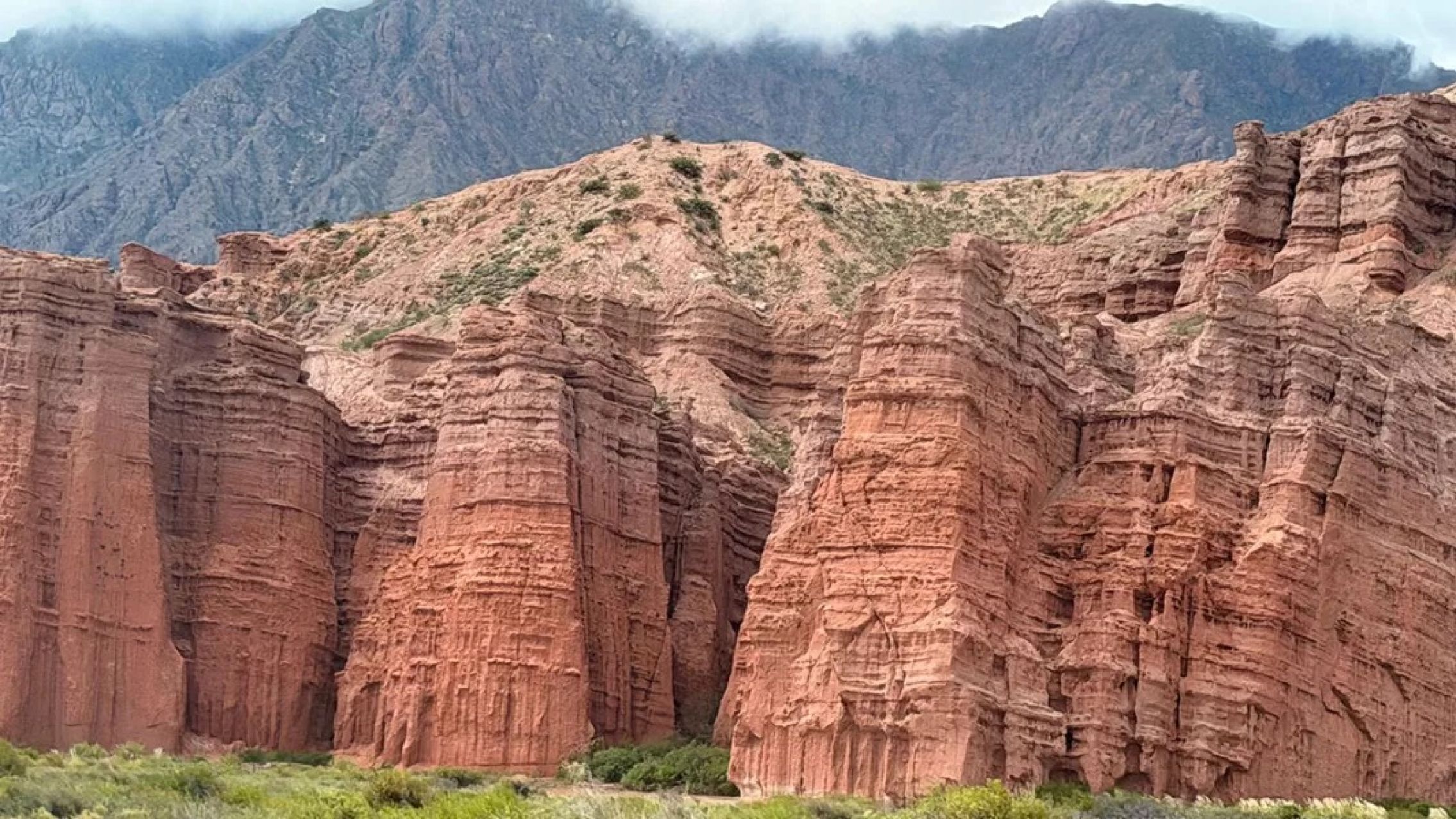 Salta refuerza la protección de sus áreas naturales y denuncia una falsa autorización en Cafayate