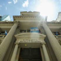 El Banco Central refuerza su poder en el mercado y acelera la acumulación de reservas