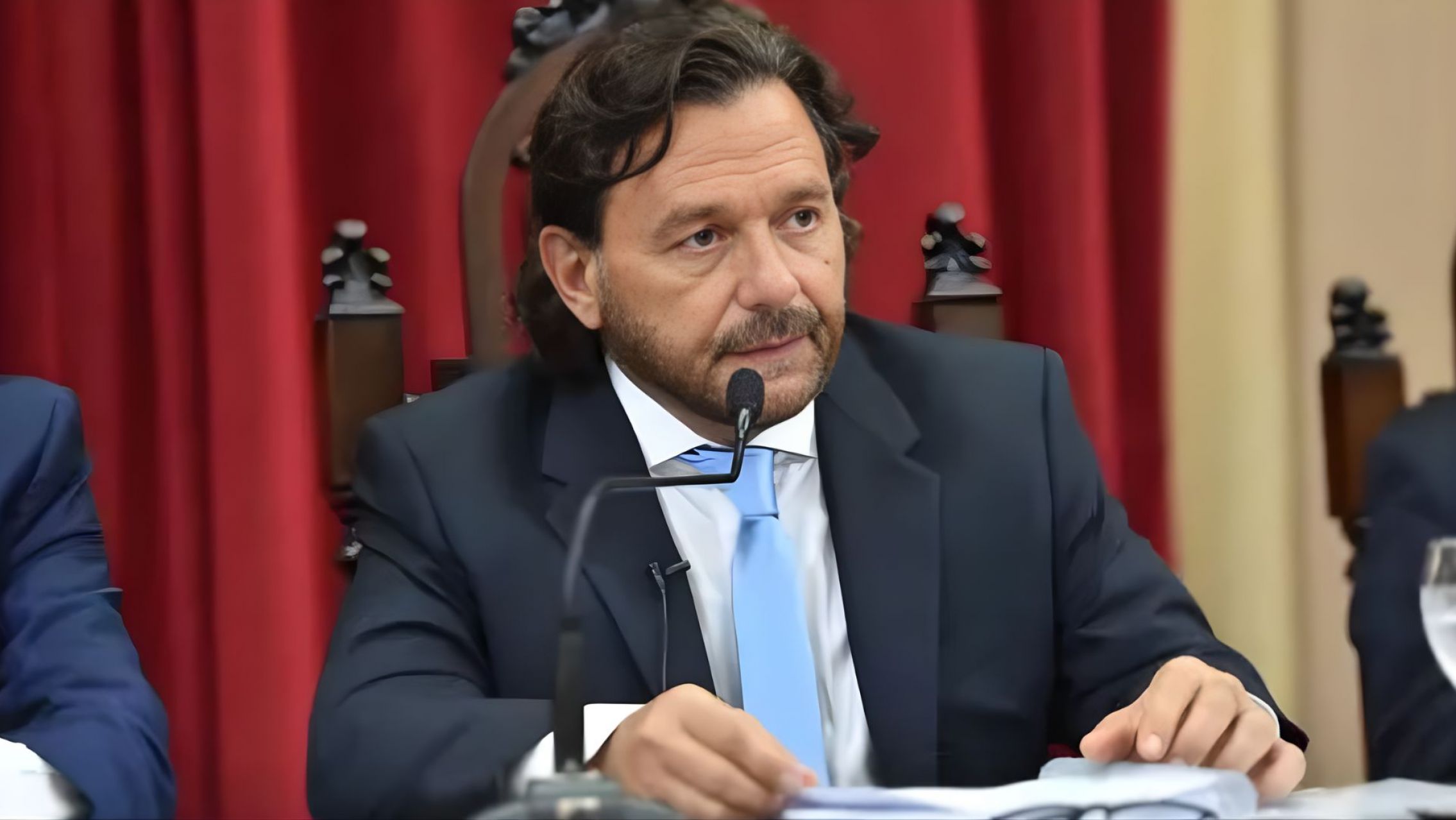 Sáenz congela sueldos de funcionarios en Salta por la caída de la coparticipación