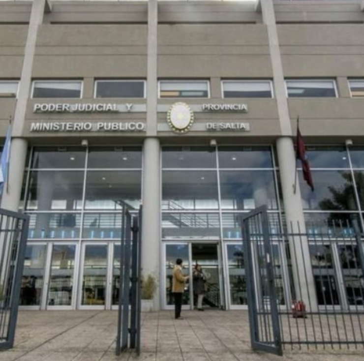 Estos son los últimos mensajes que le habría enviado Figueroa a Mercedes Kvedaras