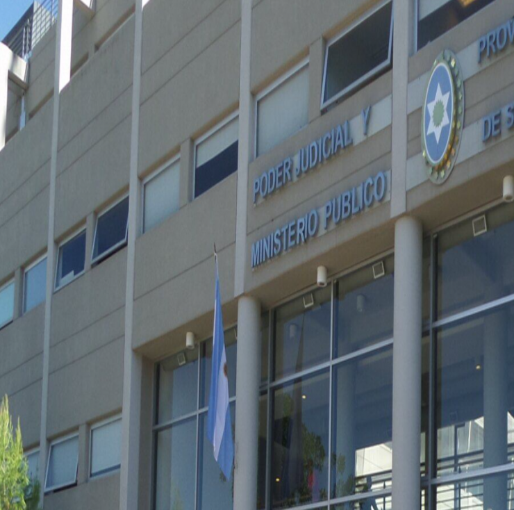 Estos son los últimos mensajes que le habría enviado Figueroa a Mercedes Kvedaras