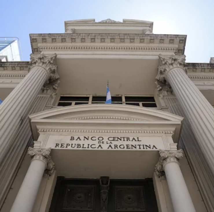 El Banco Central volvió a comprar dólares y ya cumplió casi el 80% de la meta anual