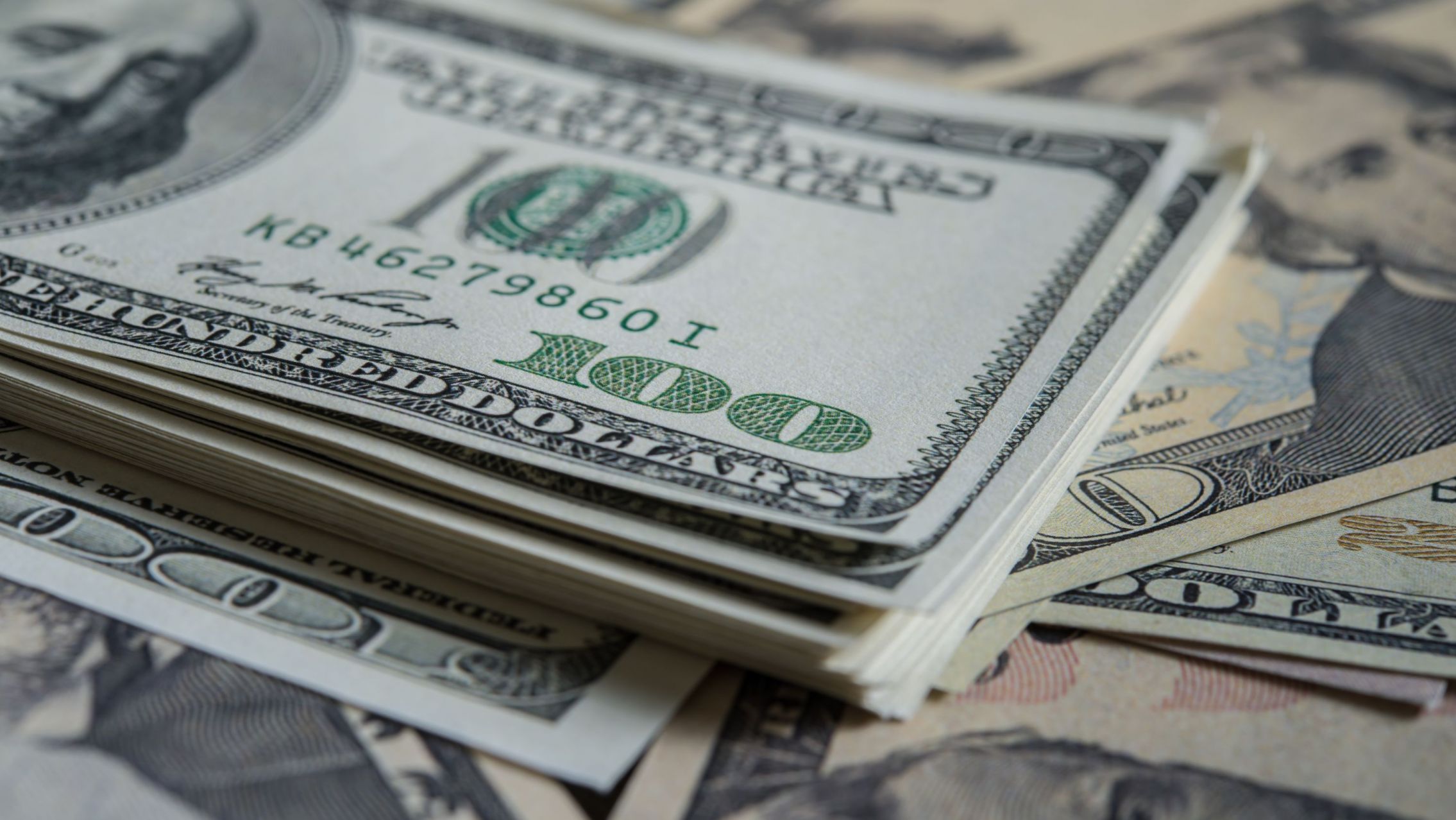 El BCRA ya cumplió más del 82% de su meta anual de compra de dólares