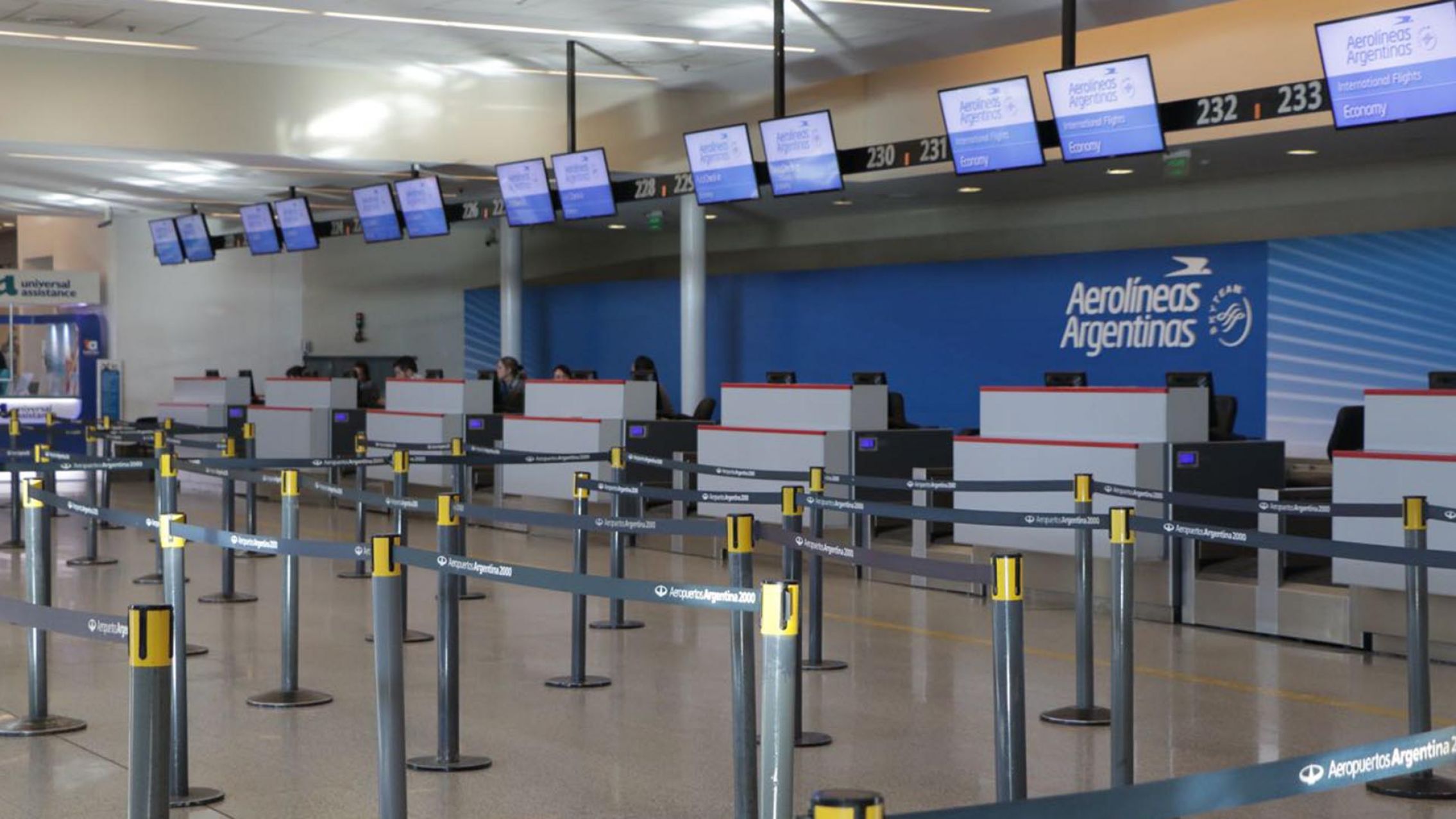 Sin vuelos: anunciaron un paro total en Aerolíneas Argentinas e Intercargo para la semana próxima