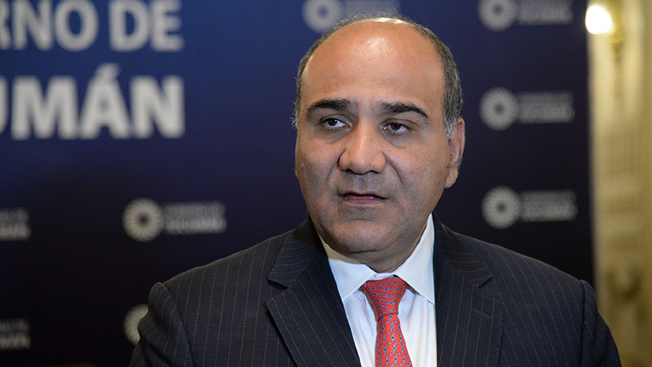 El gobernador de Tucumán ordenó, mediante un juez, frenar una causa de un ex legislador acusado de violación