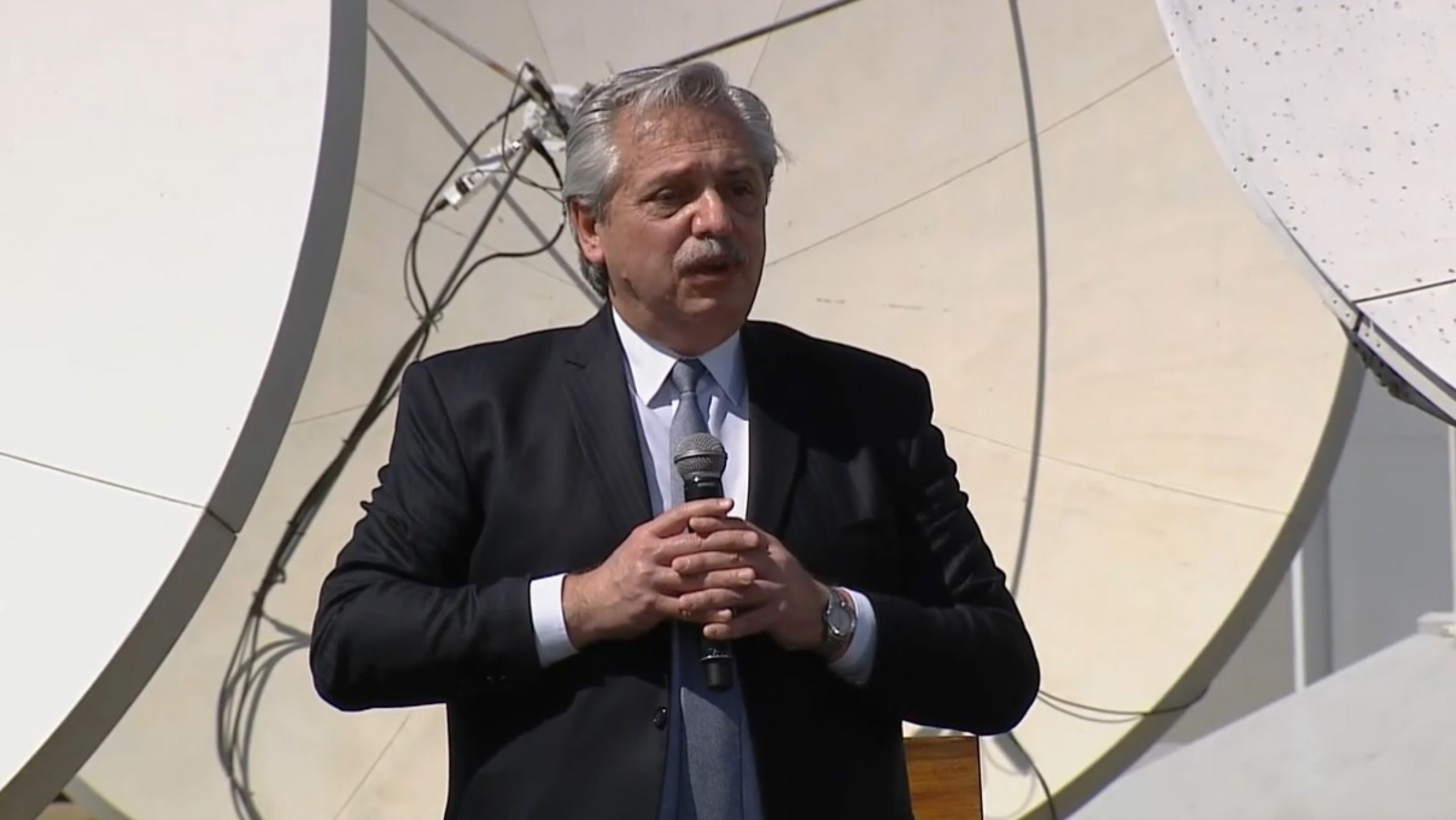 Alberto Fernández defendió el nuevo cepo: "Los dólares no son para guardar, son para producir"