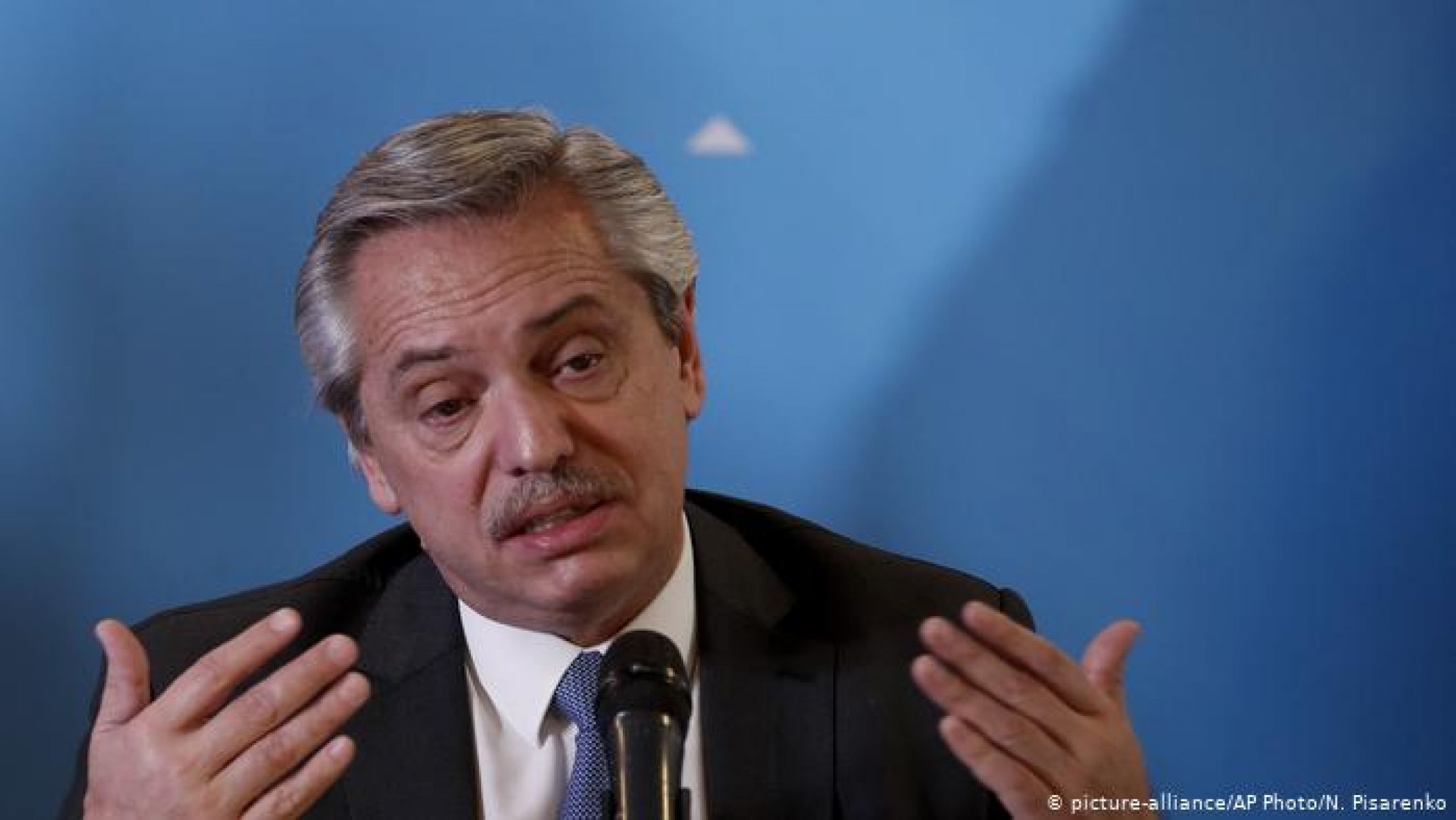 El presidente anunció la extensión de la cuarentena a través de un video