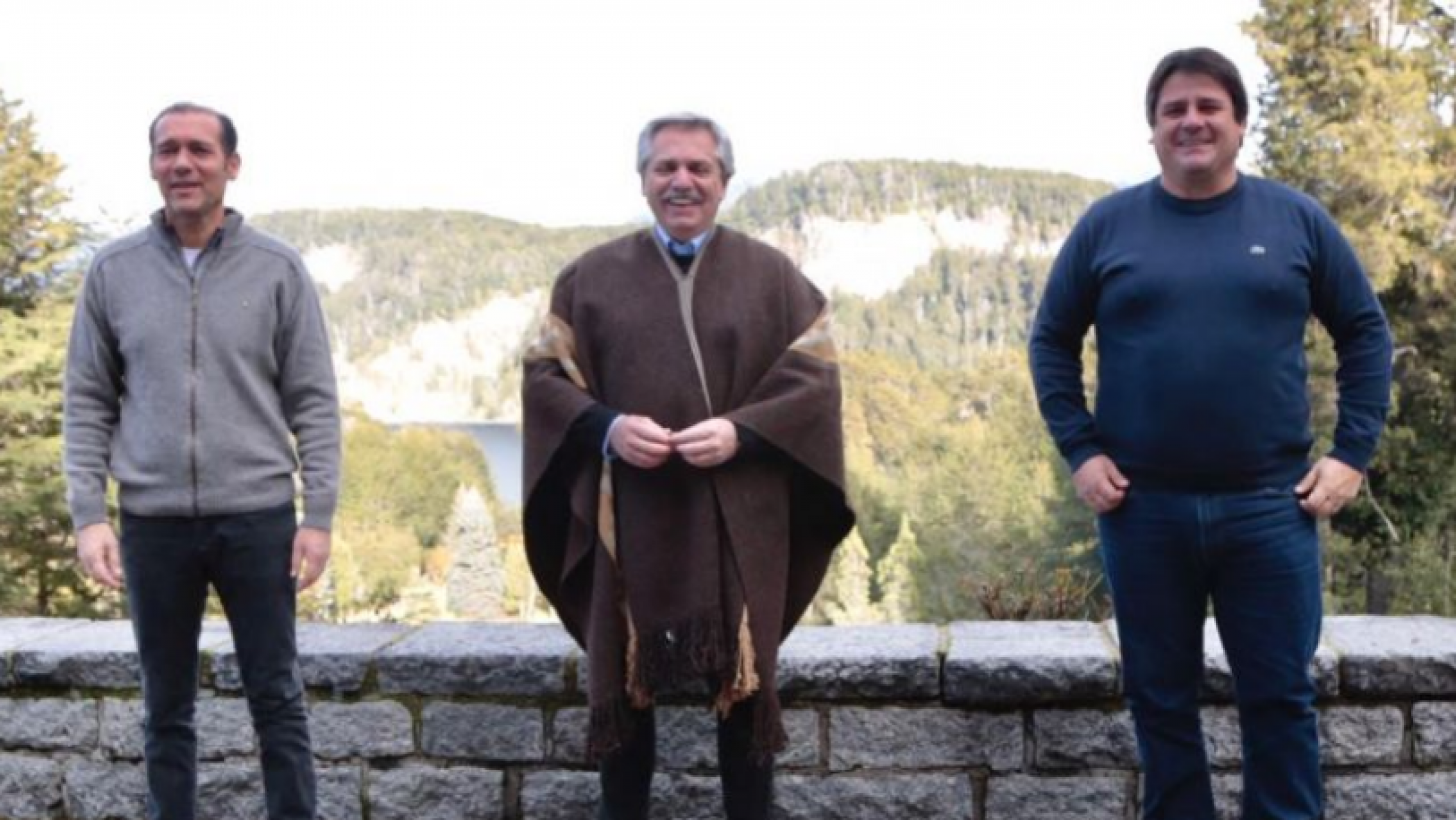 Encuesta: Baby Etchecopar como referente, buena imagen de los liberales y oficialismos a la baja