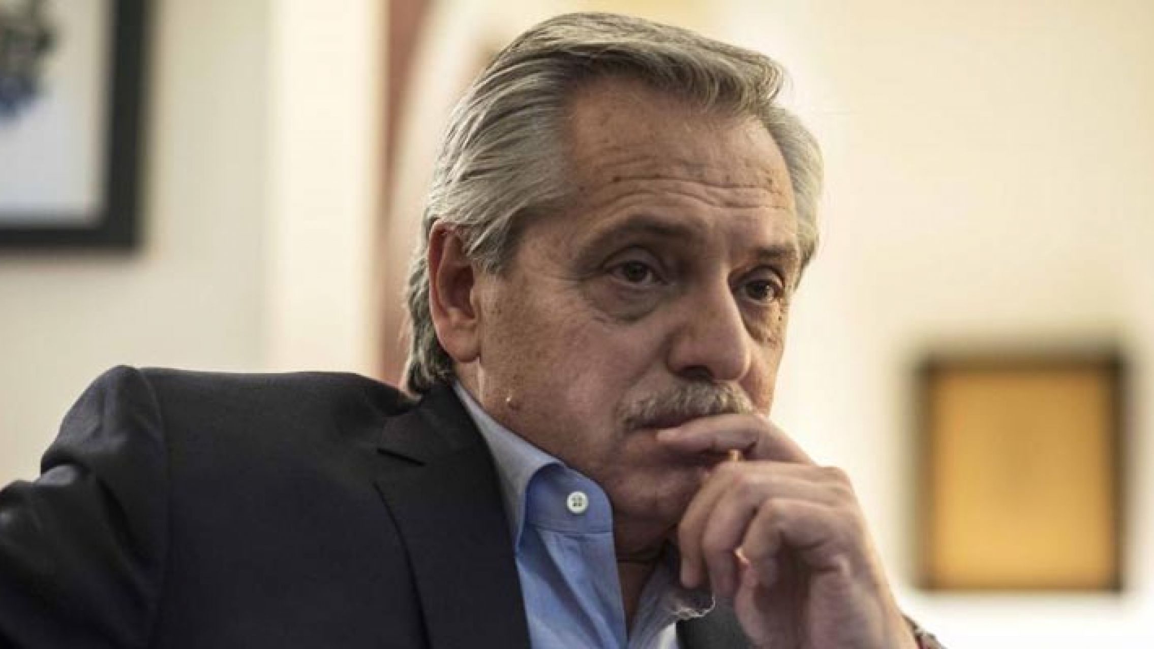 Alberto Fernández recibió una dura crítica por parte de un diario extranjero