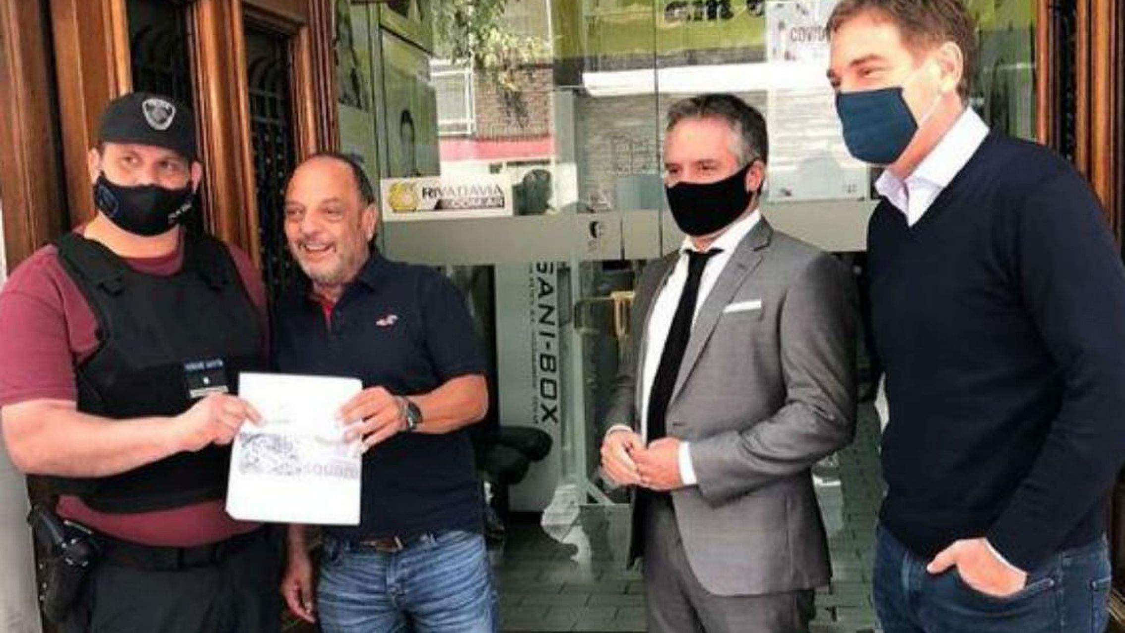 Baby Etchecopar reconoció el gran esfuerzo del policía que logró atrapar al ladrón que lo asaltó