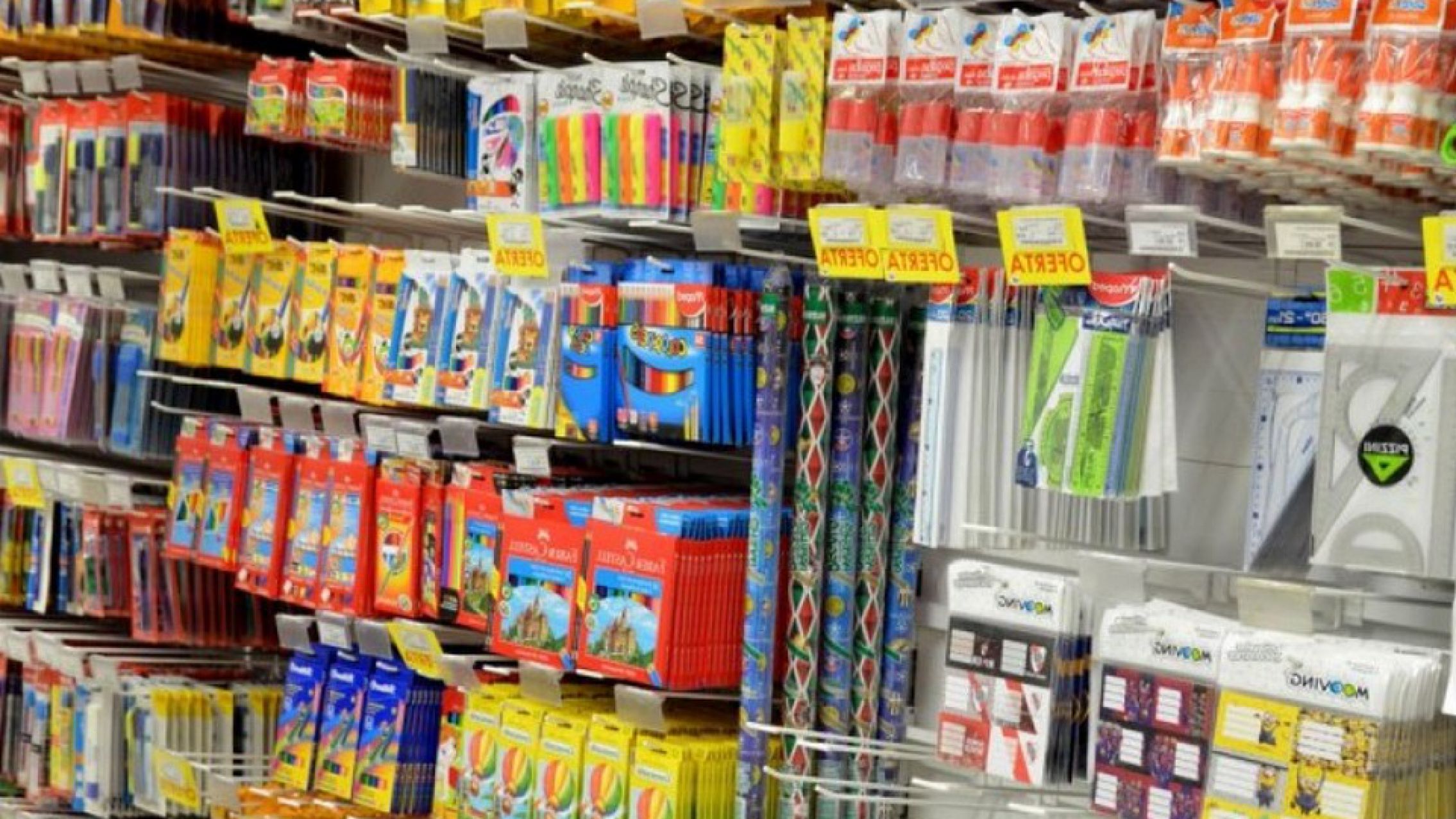 En pleno debate del regreso a clases, la canasta escolar tuvo un aumento del 48%