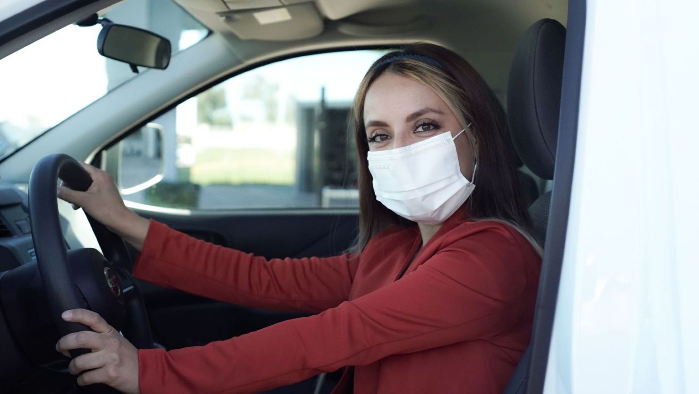 Una mujer que daba clases a niños con autismo en su camioneta recibió un enorme regalo por parte de una conocida marca