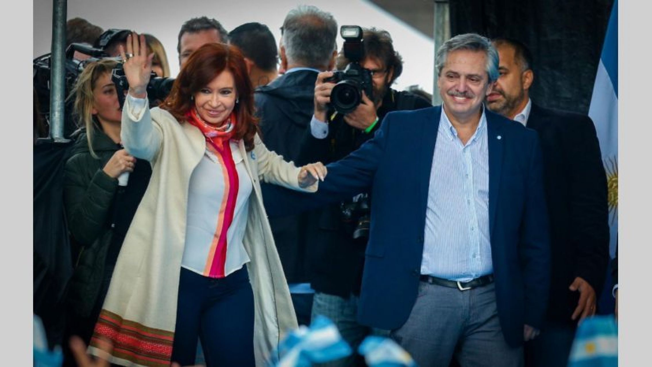 Una encuesta marcó un aumento en la imagen negativa de Cristina Kirchner y Alberto Fernández