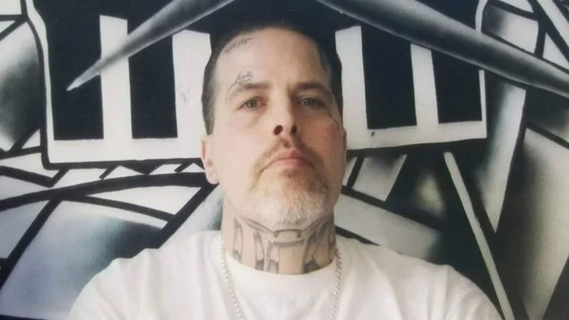 Un hombre que "cazaba" pedófilos fue condenado por atacar a martillazos a tres violadores