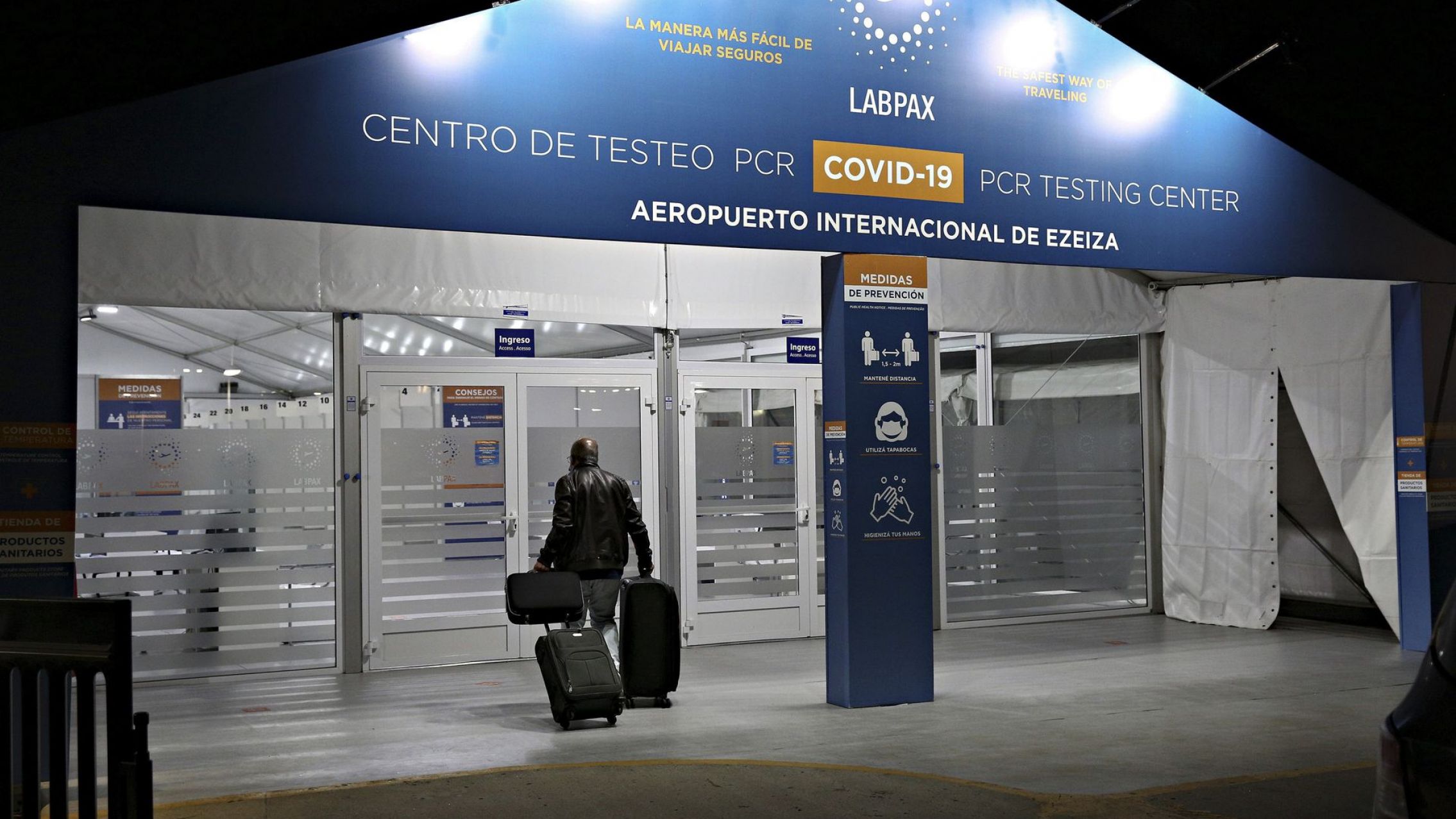 Luego del pedido de investigación, rescindieron el contrato con el laboratorio que realizaba los hisopados en Ezeiza