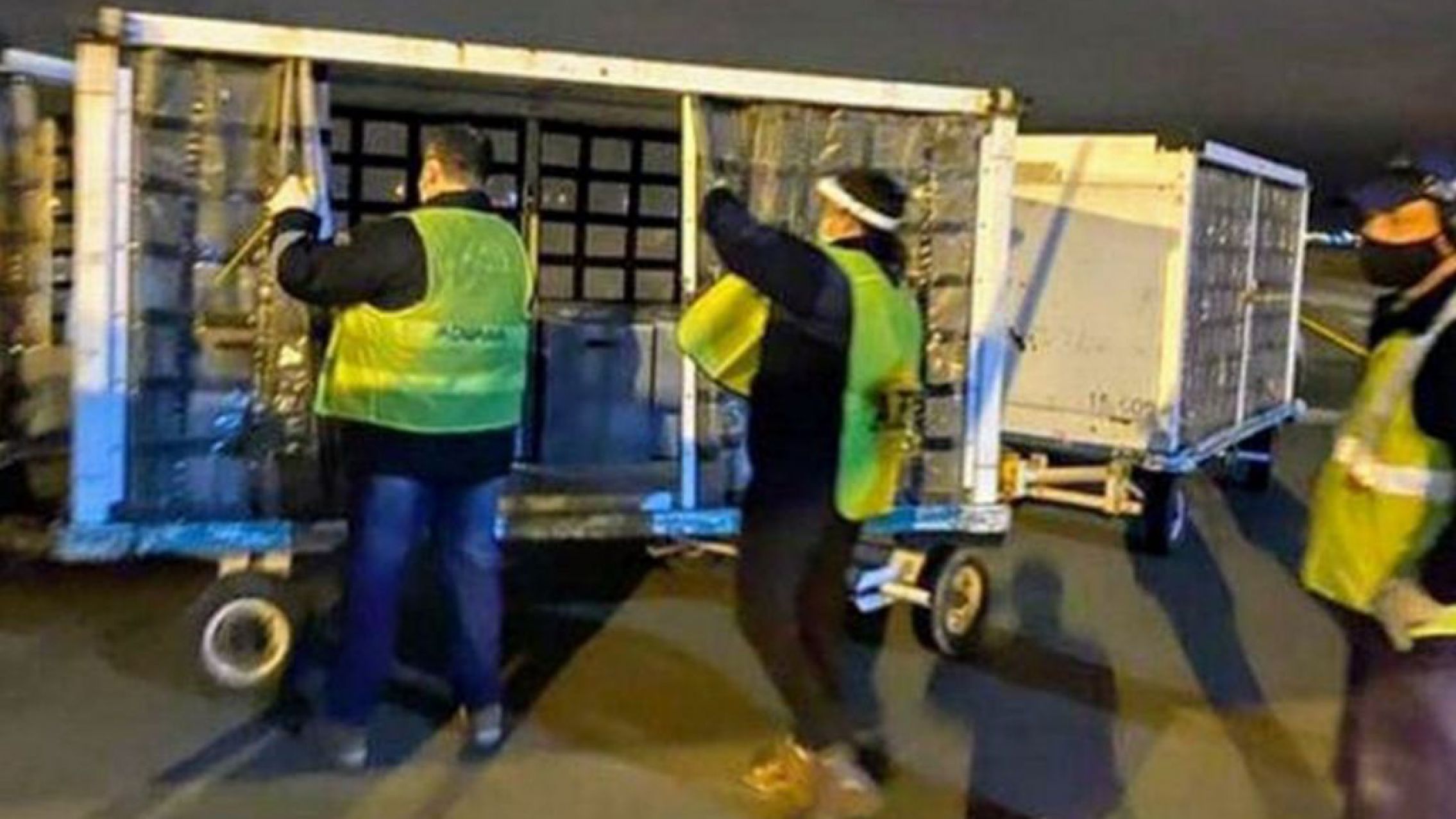 Los 30 respiradores donados por Lionel Messi fueron abandonados por el Gobierno en el aeropuerto