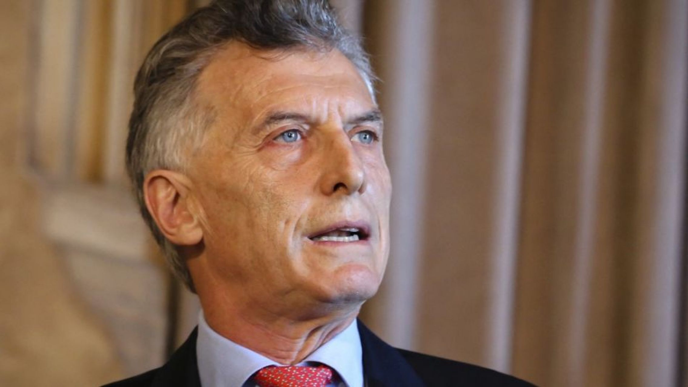 Mauricio Macri quedó varado en Suiza por la suspensión de su vuelo