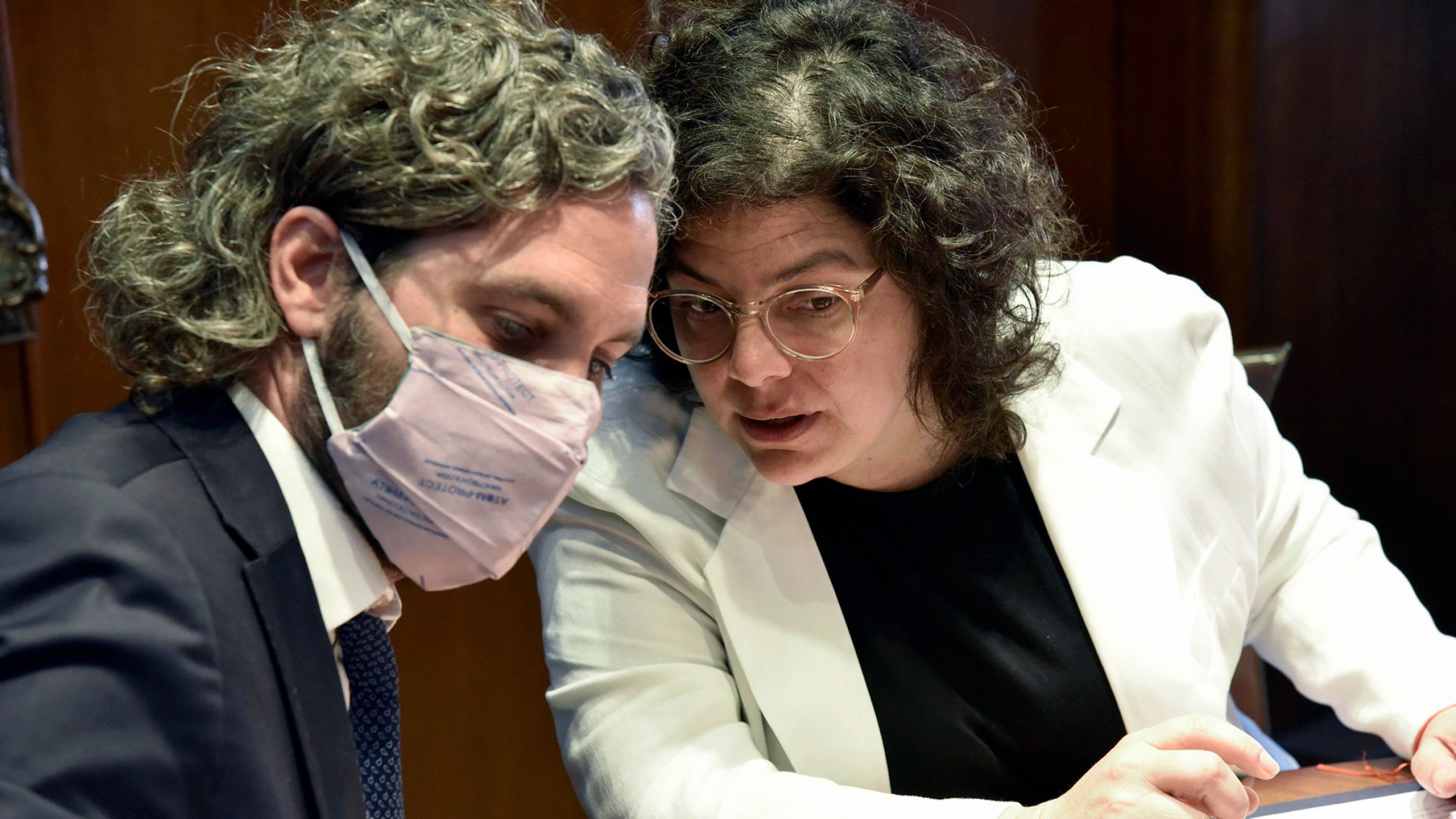 El Gobierno les dará beneficios a aquellas personas que decidan vacunarse