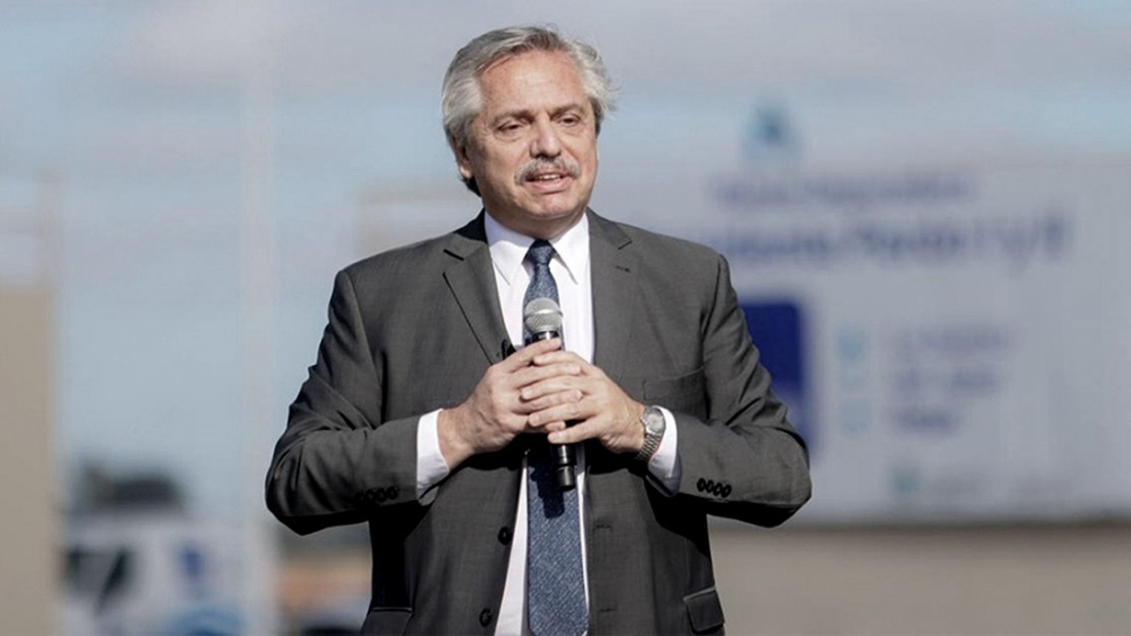 Alberto Fernández acusó al Gobierno anterior de "cajonear" pensiones