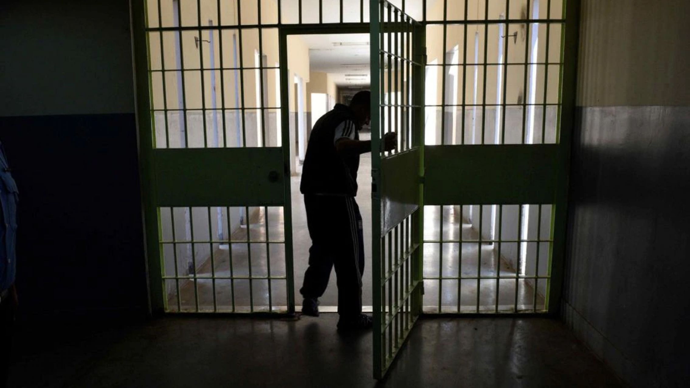 Un pedófilo fue asesinado por otros reclusos cuando ingresó a la cárcel