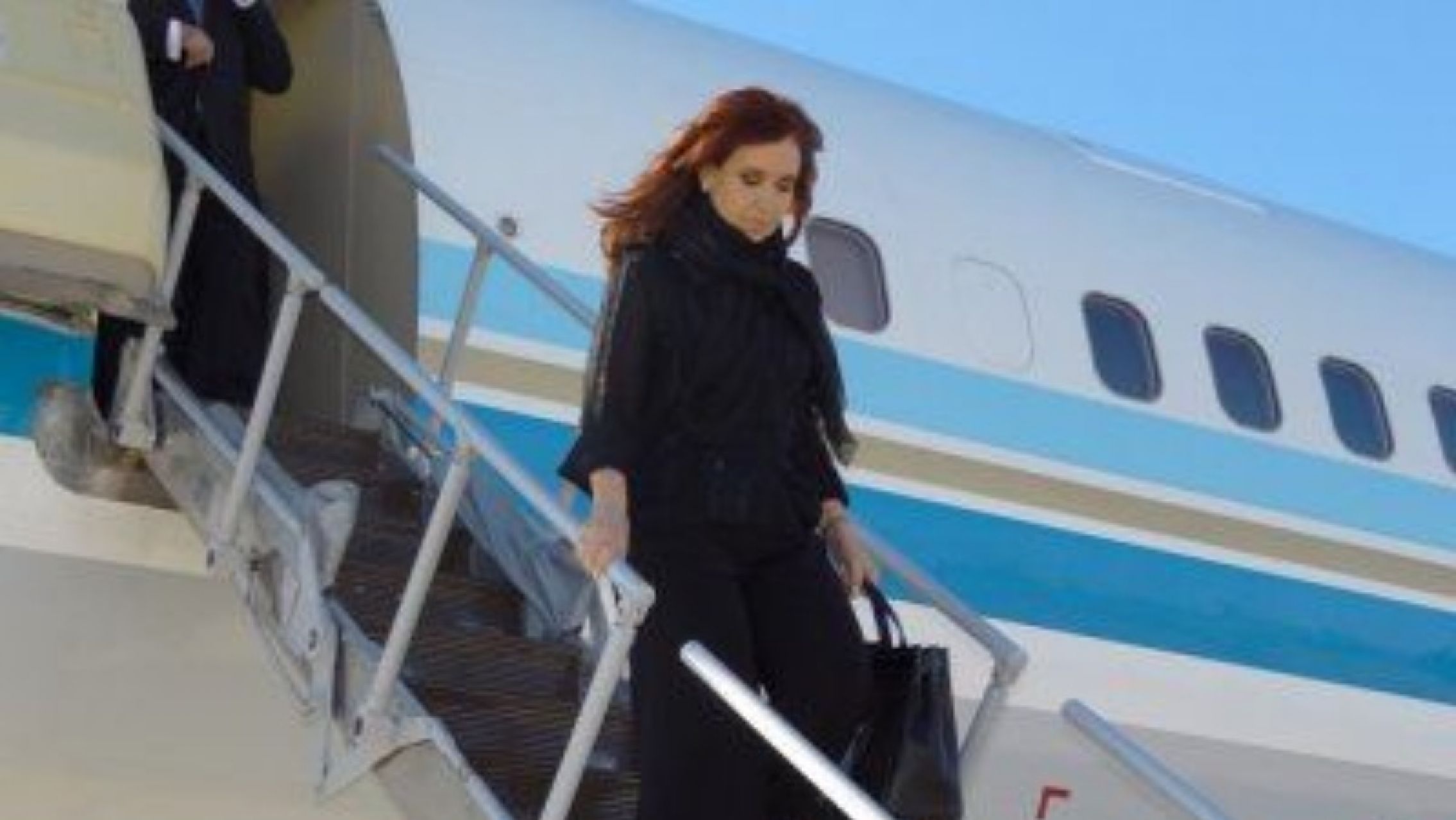 CFK se fumó $16 millones para ir a descansar al sur en aviones de la Presidencia