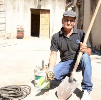 Se enteró que es hijo de un millonario y le hizo un juicio