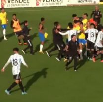 A las piñas: Argentina perdió la final del Mundialito Sub 17 y terminó con escándalo