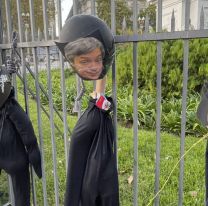El Gobierno se victimizó tras los muñecos de la marcha opositora
