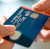 El Gobierno estableció nuevas tasas para compras con tarjetas