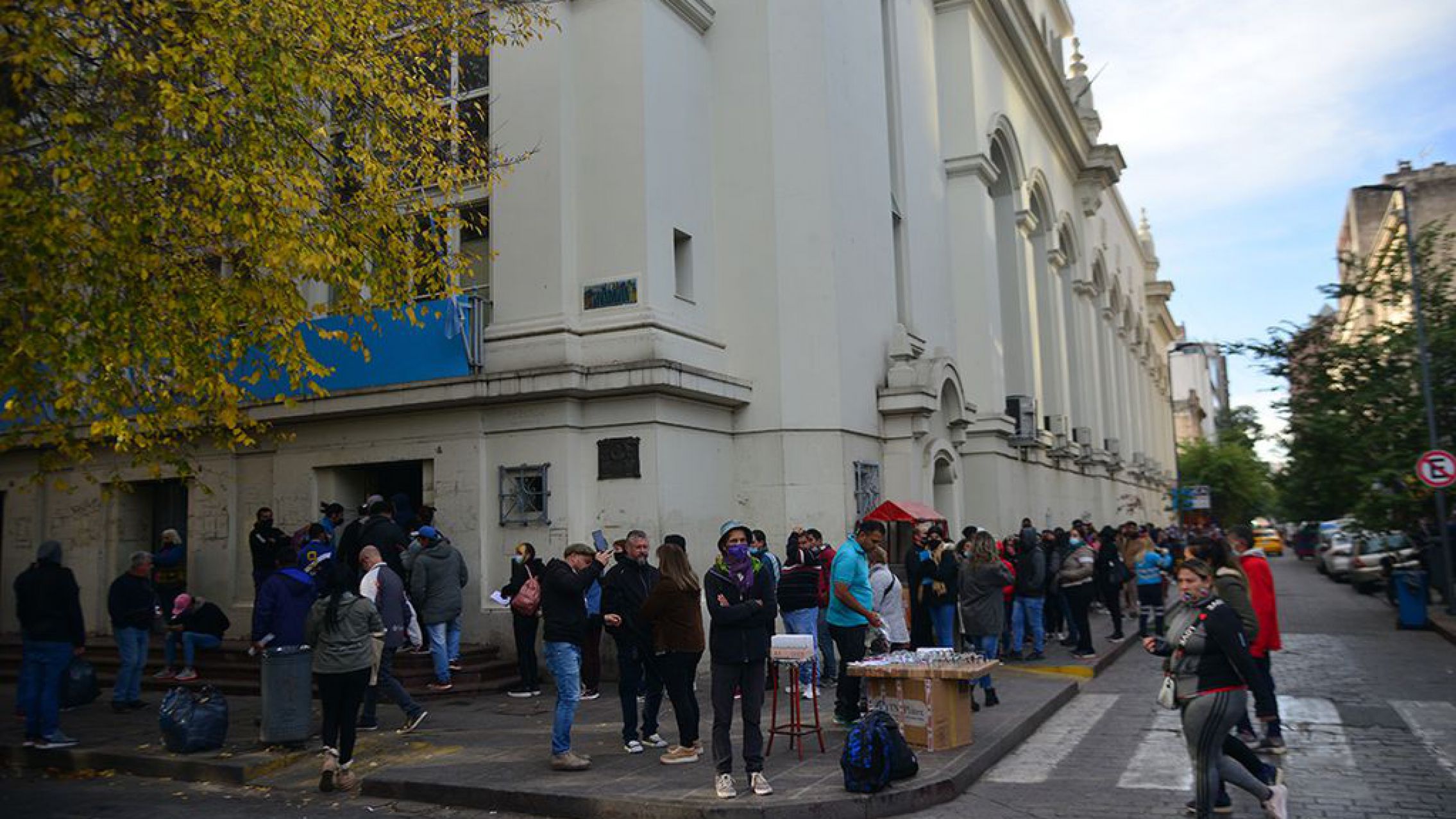 Bono de $18000: así fueron las filas para anotarse