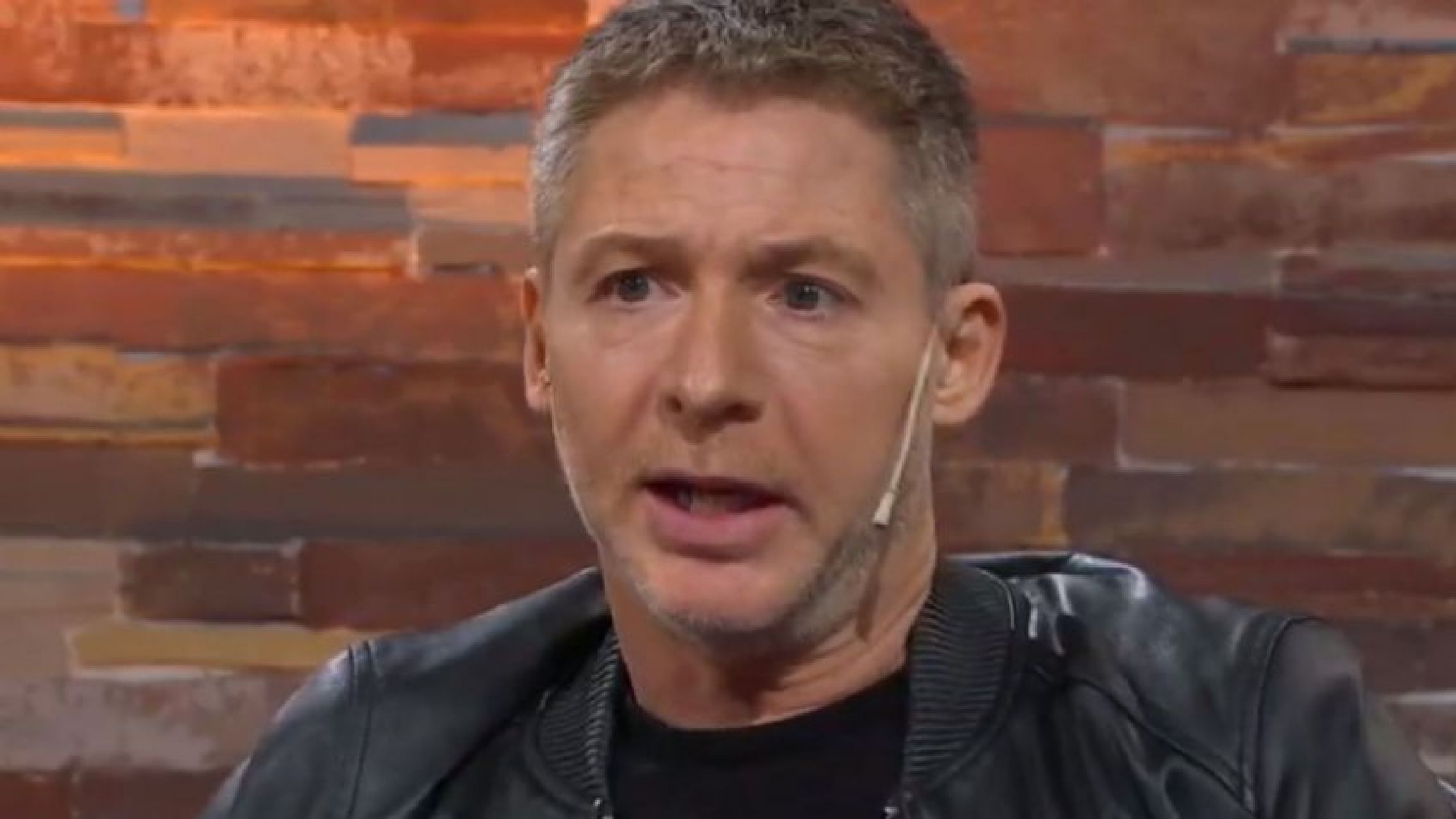 La pregunta sin filtro de Ángel de Brito que descolocó a Adrián Suar