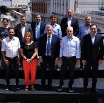 Juntos ya discute si apoya a Massa: "Los viejos quieren jugar al blanco y los jóvenes a Sergio"