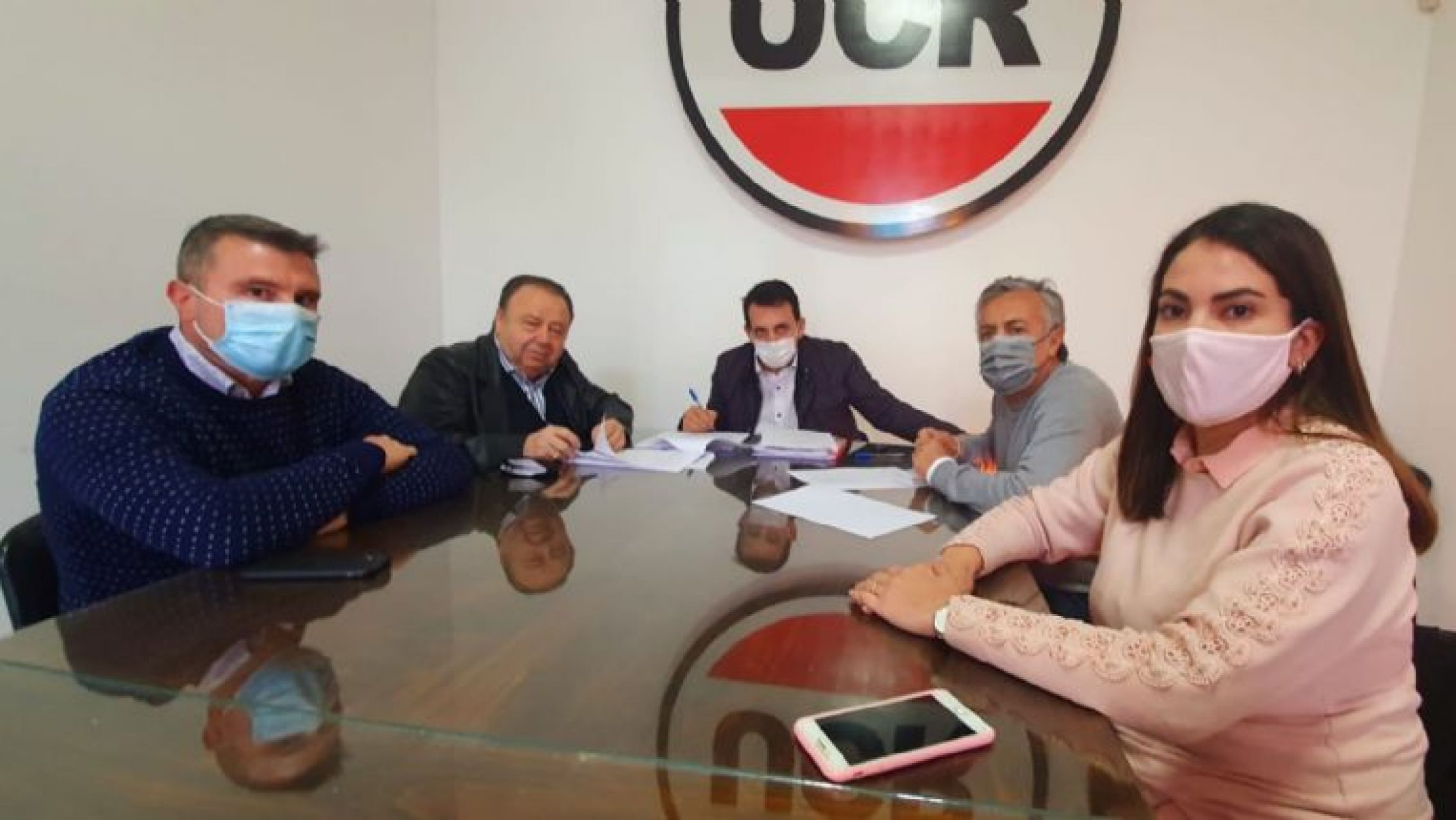 El gobierno debió dar marcha atrás tras otorgar un subsidio de 9 millones a la ONG de un senador oficialista