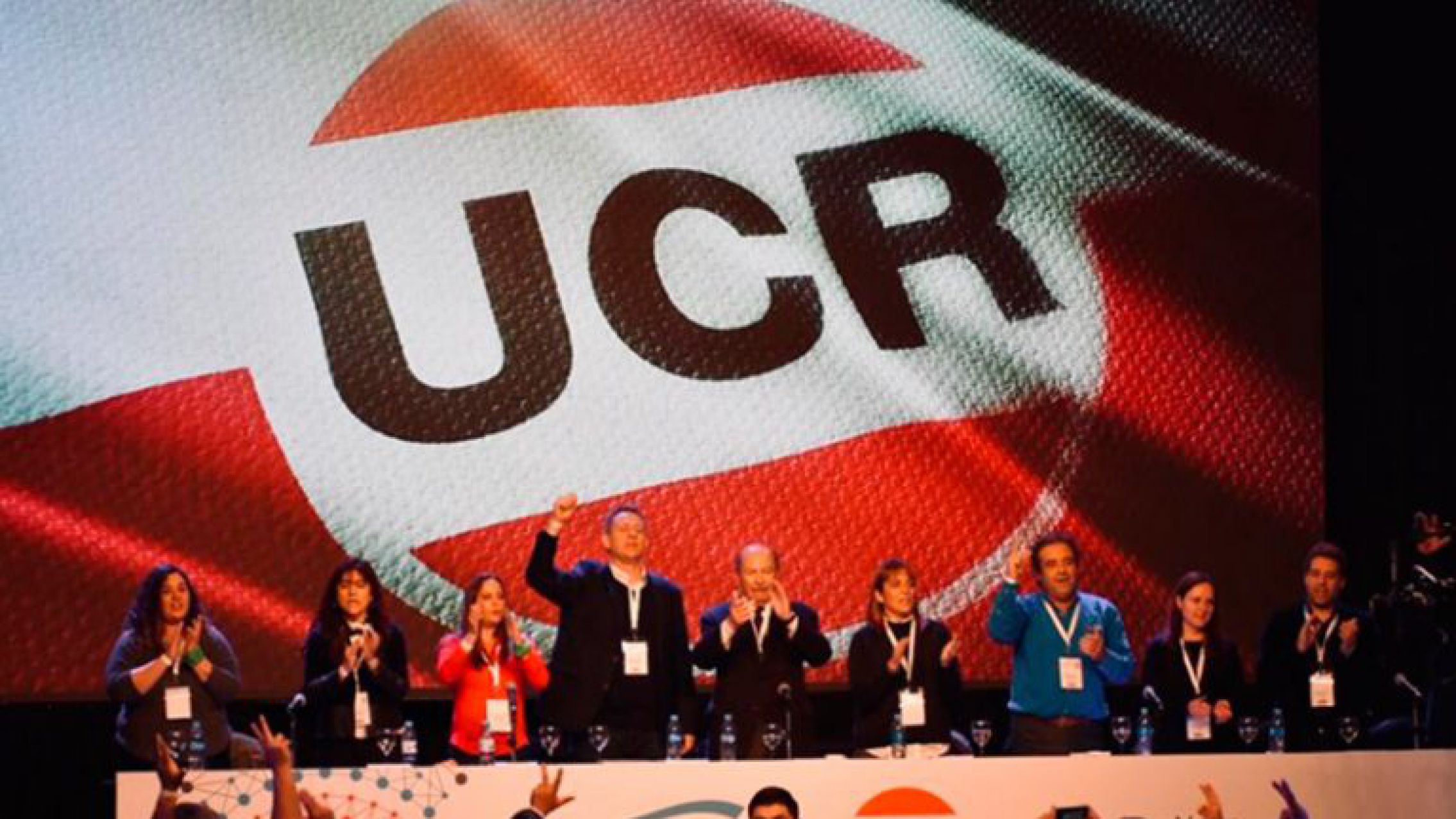 UCR califica de "inválido" el DNU de Milei y pide ley para votarlo "por capítulos" en el Congreso
