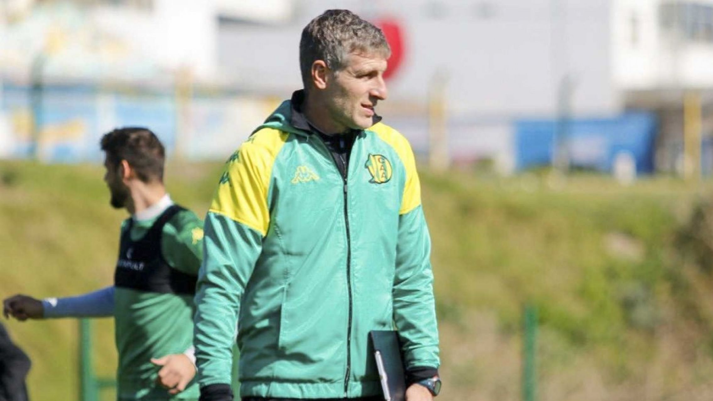 Martín Palermo renunció a su cargo de DT de Aldosivi