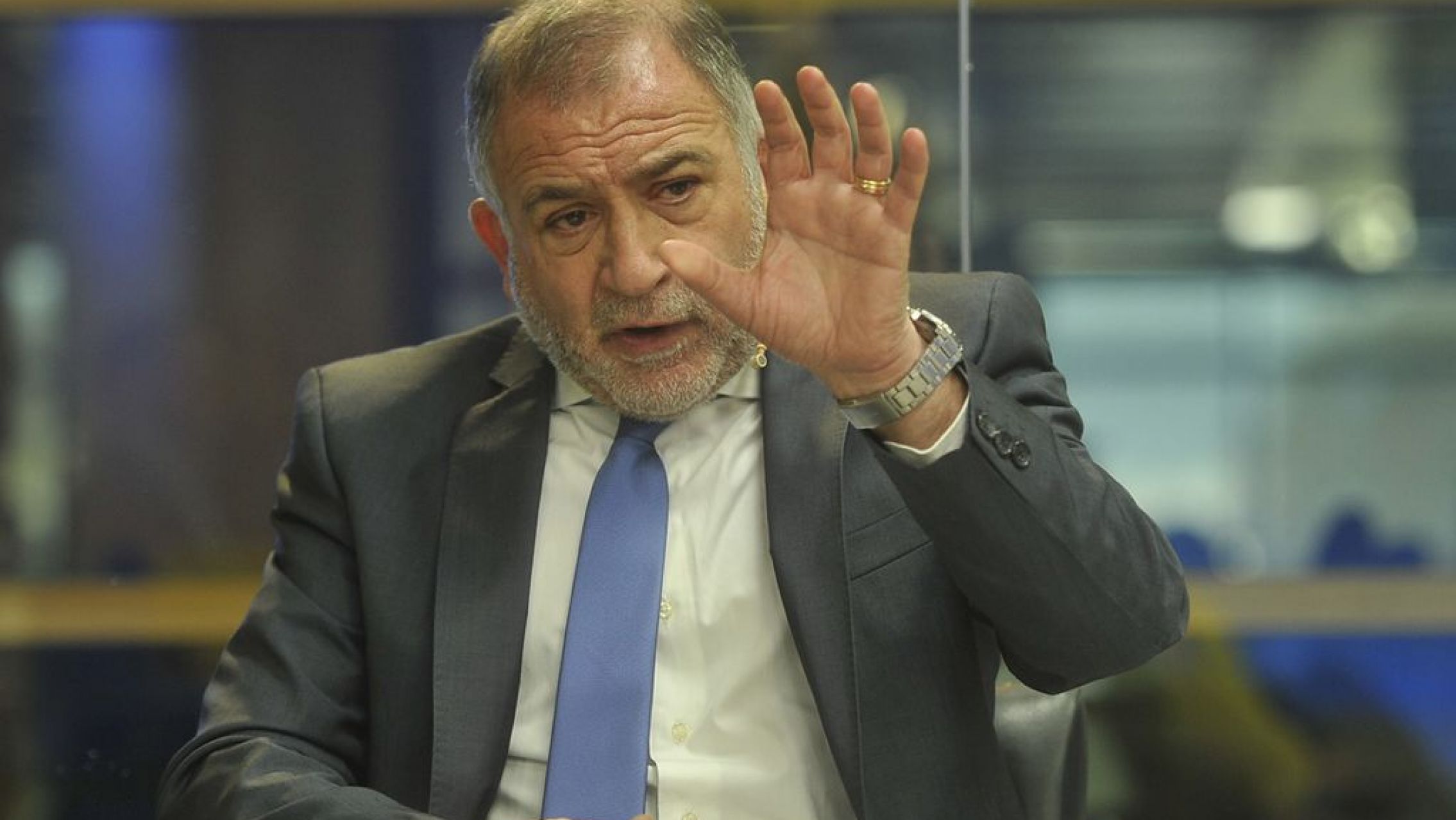 Luis Juez destrozó a Alberto: "Hay que medicarlo, necesita ser tratado"