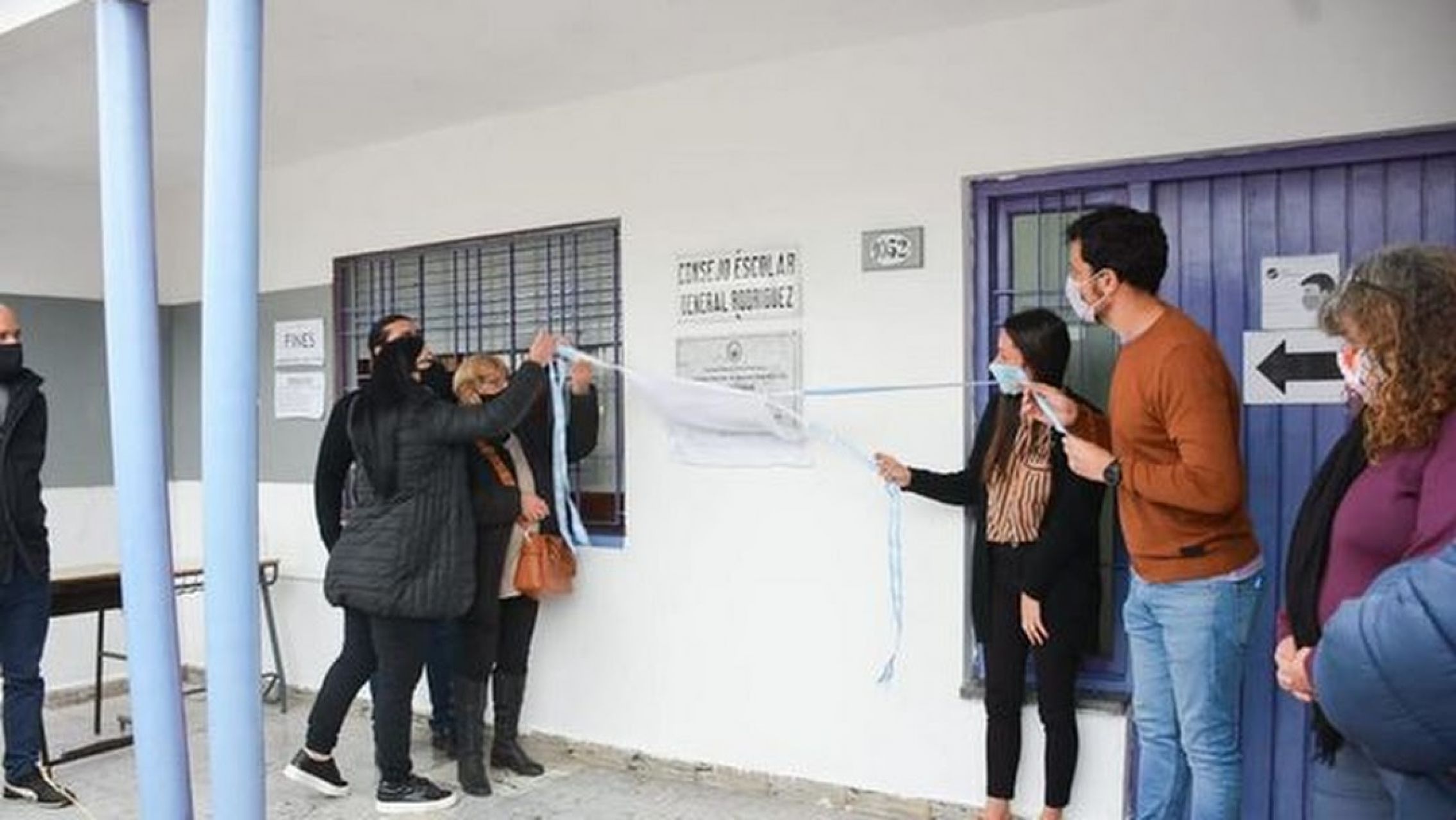 Insólito planteo en un colegio: "El cuerpo irradia calor"