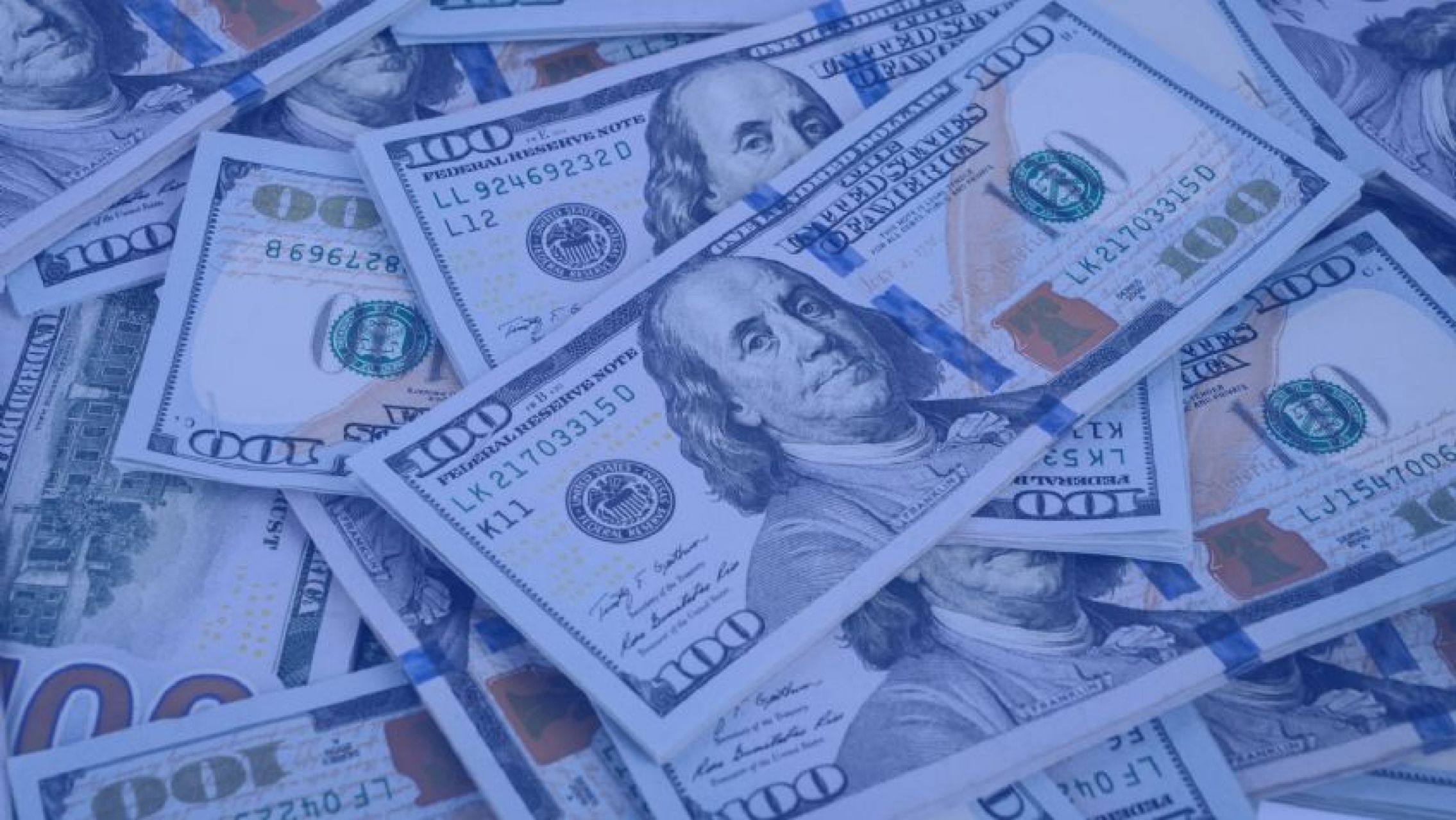 El dólar blue aumentó 8 pesos y llegó a un nuevo máximo histórico