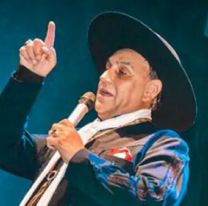 La Policía cortó un show del Chaqueño Palavecino y él destrozó el micrófono