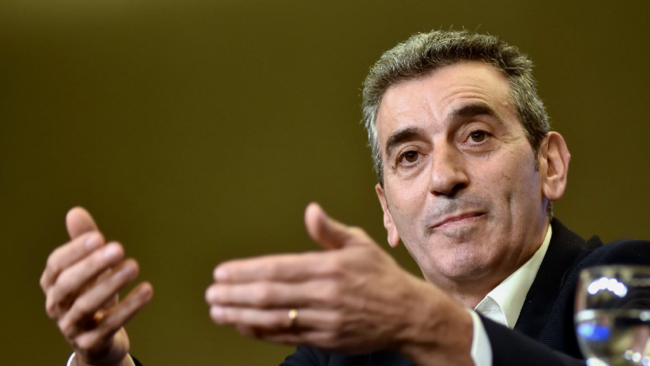 Randazzo reclamó "jubilar a Cristina Kirchner y a Mauricio Macri porque son parte del problema"