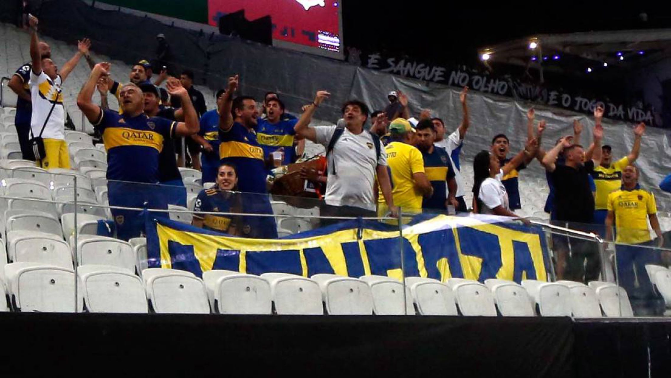 Tres hinchas de Boca quedaron detenidos en San Pablo acusados de actos racistas
