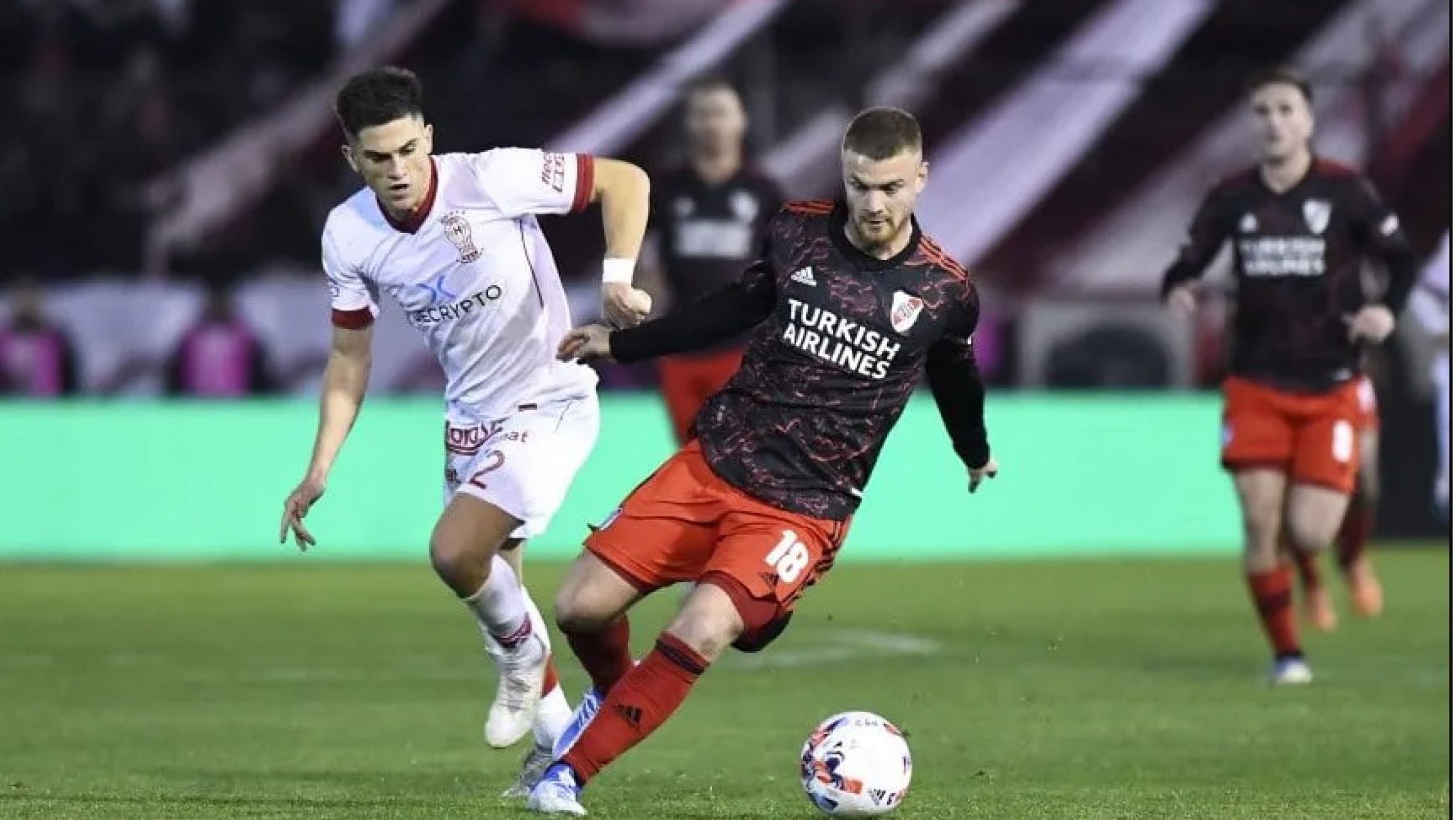 El River B tuvo una pésima noche y cayó ante Huracán